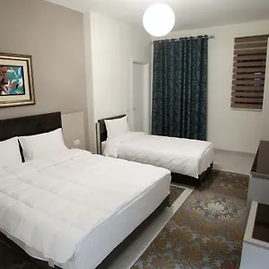 Hotel Fjortes, Vlorë