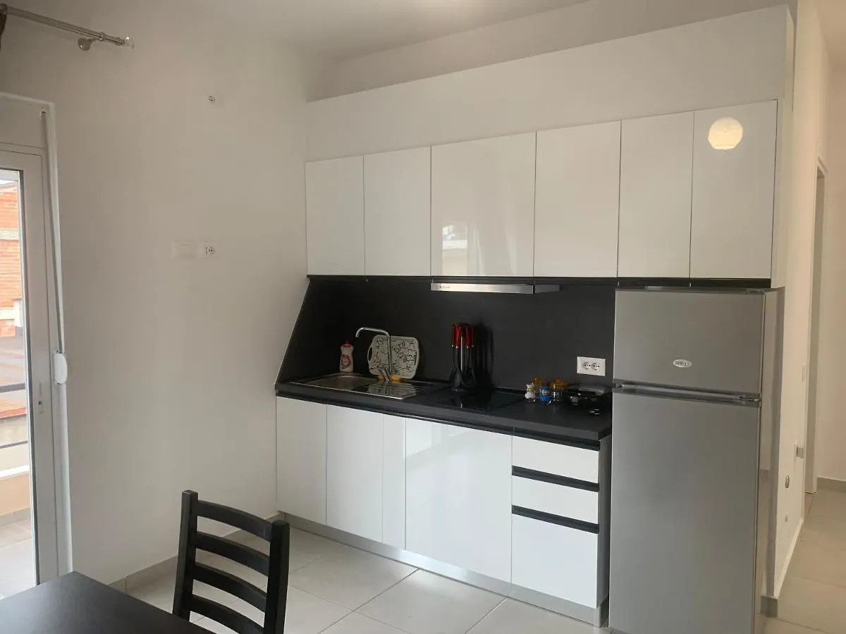 Apartment Villa Hysesani Vlore